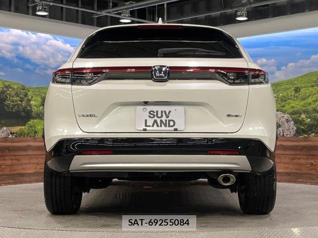 Honda VEZEL 2022-09 8865729-15