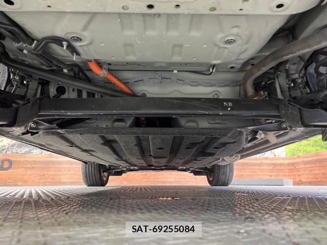 Honda VEZEL 2022-09 8865729-18