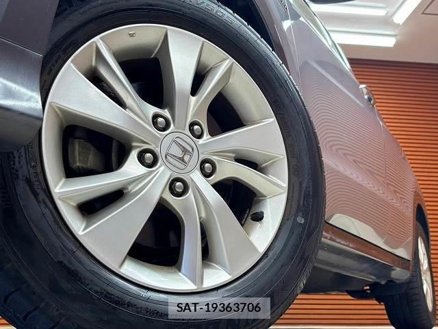 Honda VEZEL 2016-04 8866794-18