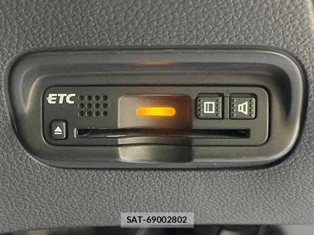 Honda VEZEL 2016-05 8866915-6