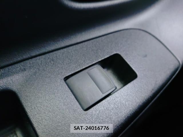 Toyota VITZ 2019-09 8865601-12