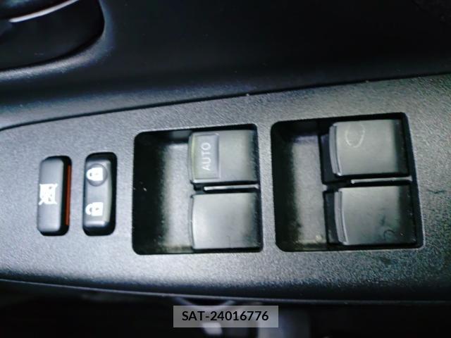 Toyota VITZ 2019-09 8865601-13