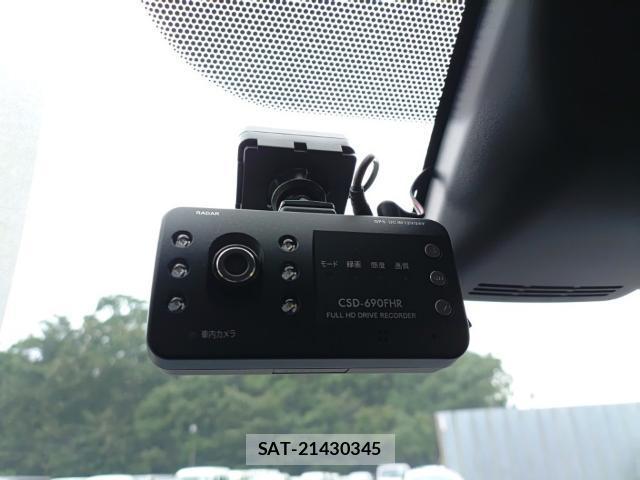 Toyota VITZ 2019-09 8865616-16