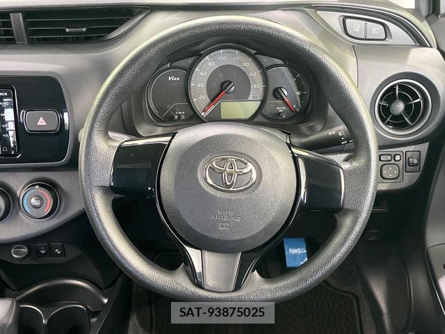 Toyota VITZ 2017-08 8867170-10