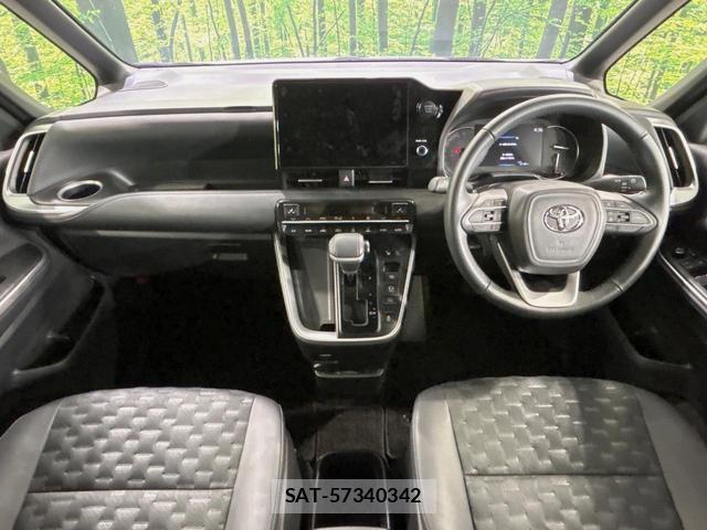 Toyota VOXY 2024-09 8865562-1
