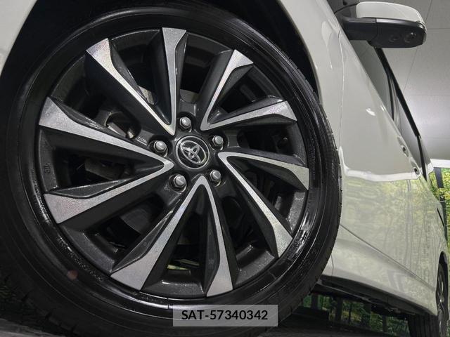 Toyota VOXY 2024-09 8865562-13