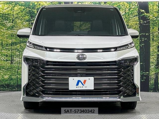 Toyota VOXY 2024-09 8865562-14