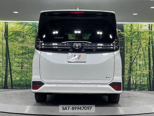 Toyota VOXY 2025-09 8865572-14