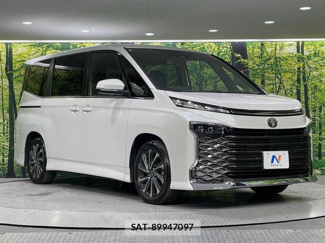 Toyota VOXY 2025-09 8865572-15