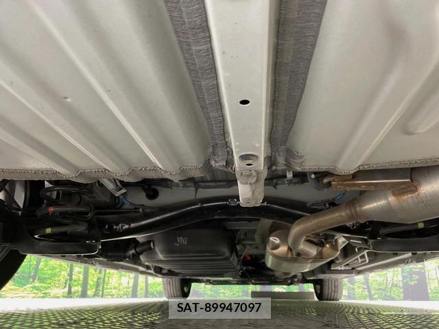 Toyota VOXY 2025-09 8865572-18