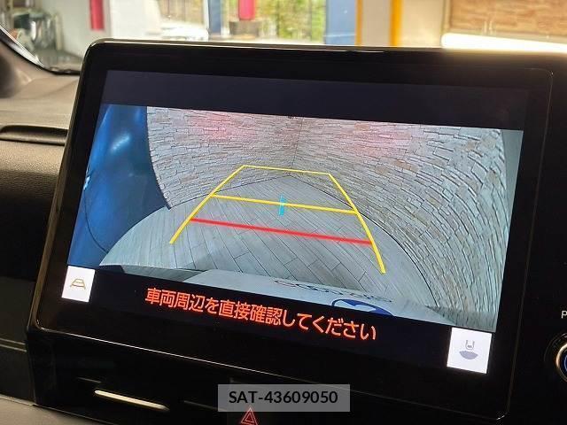 Toyota VOXY 2022-03 8865659-3