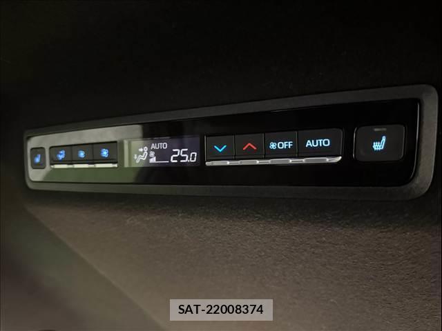 Toyota VOXY 2025-04 8866072-8