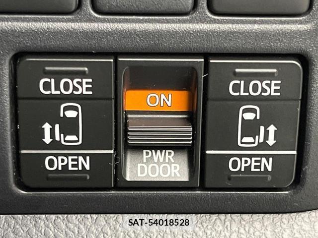 Toyota VOXY 2019-01 8866367-7
