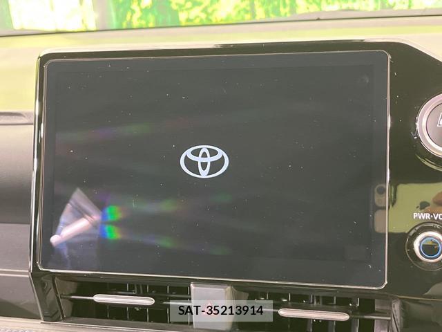 Toyota VOXY 2024-04 8866492-4