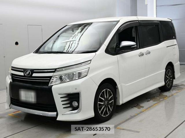 Toyota VOXY 2015-03 8866668-10