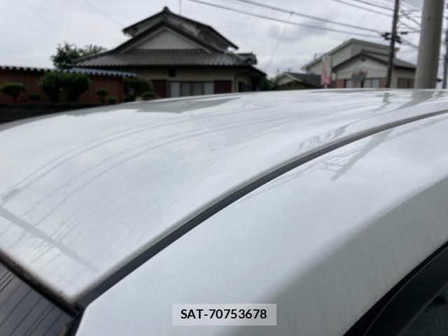 Toyota VOXY 2023-05 8866804-7