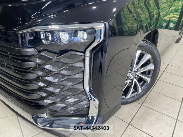Toyota VOXY 2025-02 8866952-12