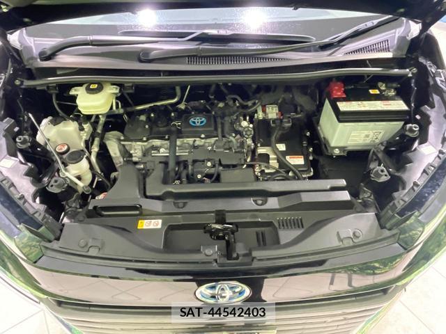 Toyota VOXY 2025-02 8866952-17