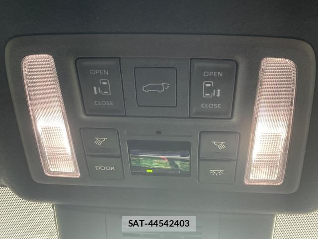 Toyota VOXY 2025-02 8866952-5