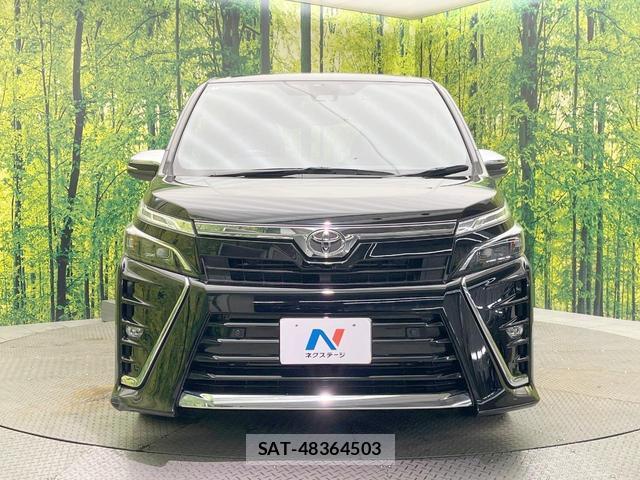 Toyota VOXY 2020-09 8866985-14