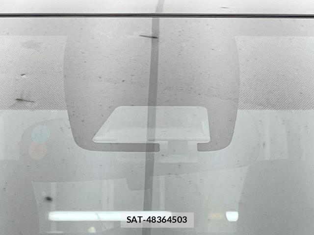 Toyota VOXY 2020-09 8866985-2