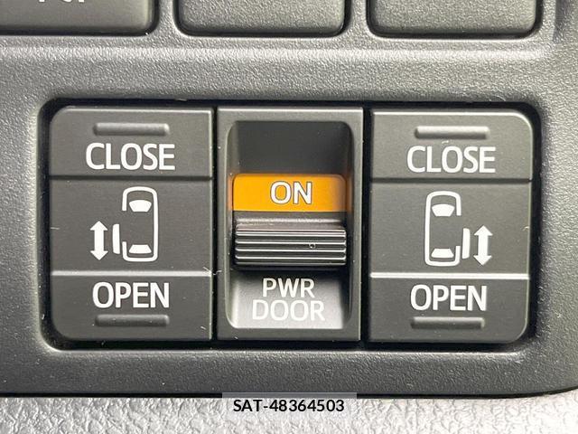 Toyota VOXY 2020-09 8866985-3