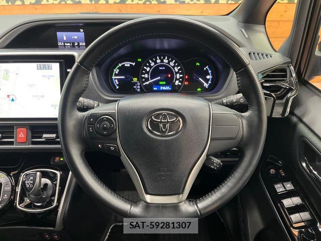 Toyota VOXY 2020-07 8867092-11