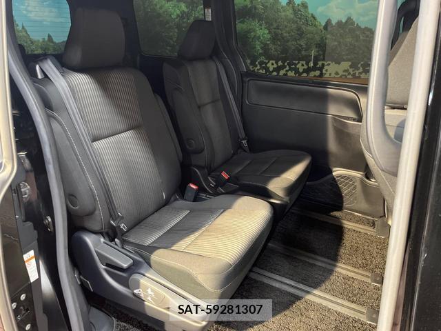 Toyota VOXY 2020-07 8867092-8