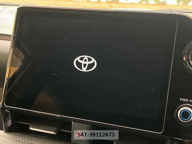 Toyota VOXY 2024-02 8867093-2