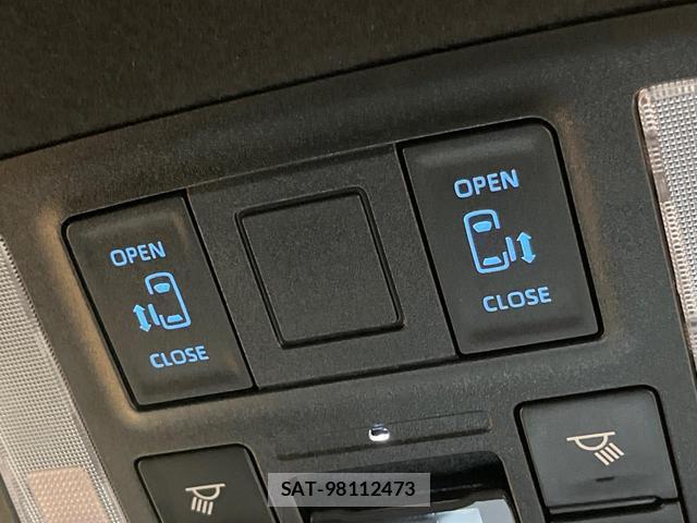 Toyota VOXY 2024-02 8867093-4