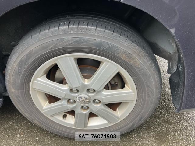 Toyota VOXY 2007-07 8867197-12
