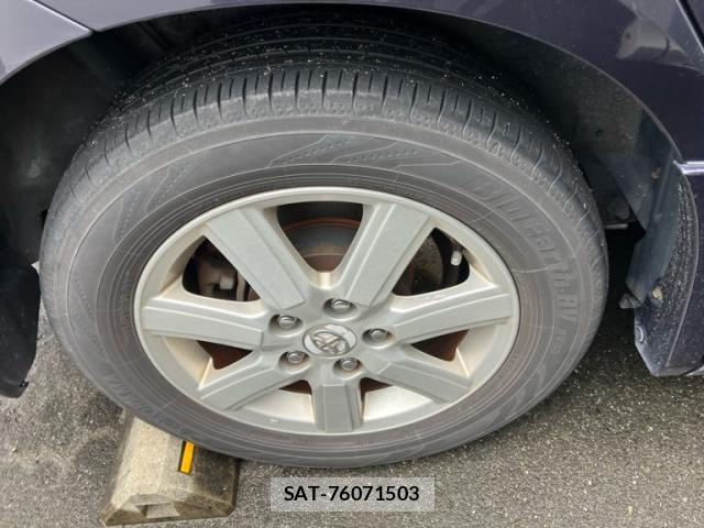 Toyota VOXY 2007-07 8867197-13