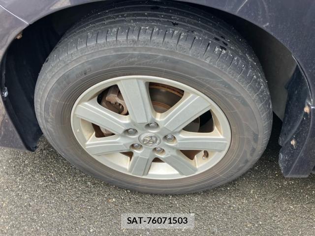 Toyota VOXY 2007-07 8867197-3