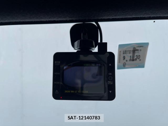 Daihatsu WAKE 2015-10 8865825-6