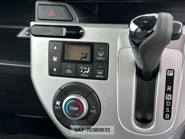 Daihatsu WAKE 2015-03 8866152-7