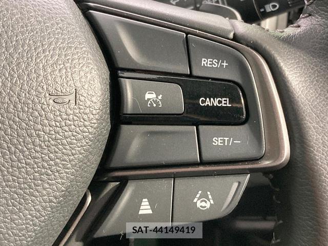 Honda WR-V 2024-10 8866482-6