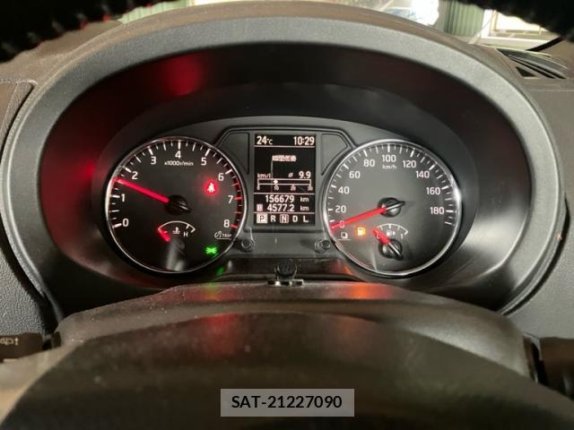 Nissan X-TRAIL 2012-09 8865842-14