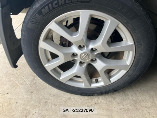 Nissan X-TRAIL 2012-09 8865842-6