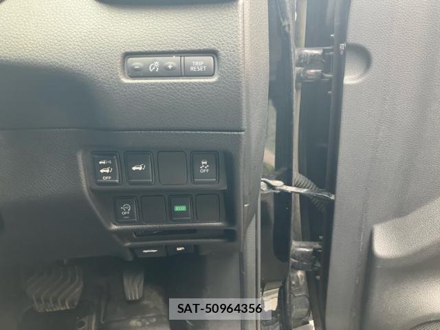 Nissan X-TRAIL 2016-01 8865906-17