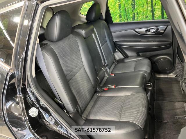 Nissan X-TRAIL 2018-01 8866415-8