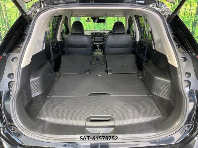 Nissan X-TRAIL 2018-01 8866415-9
