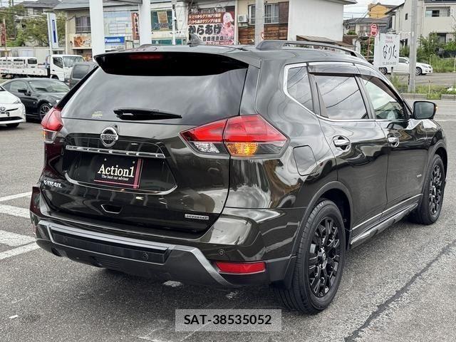 Nissan X-TRAIL 2018-02 8866596-5