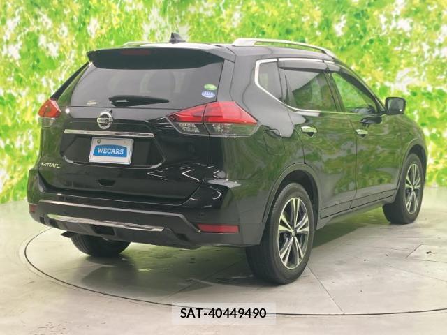 Nissan X-TRAIL 2018-03 8857031-2