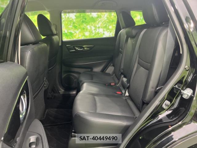 Nissan X-TRAIL 2018-03 8857031-6