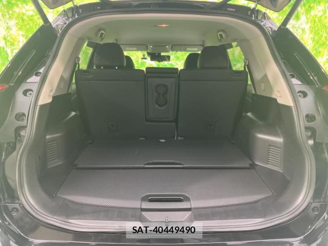 Nissan X-TRAIL 2018-03 8857031-7