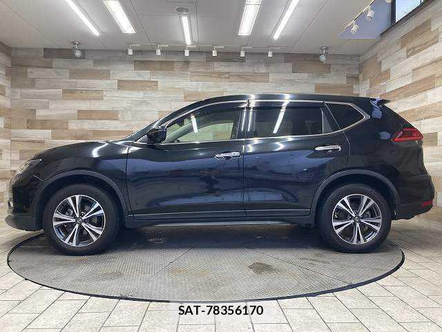 Nissan X-TRAIL 2019-06 8867395-16