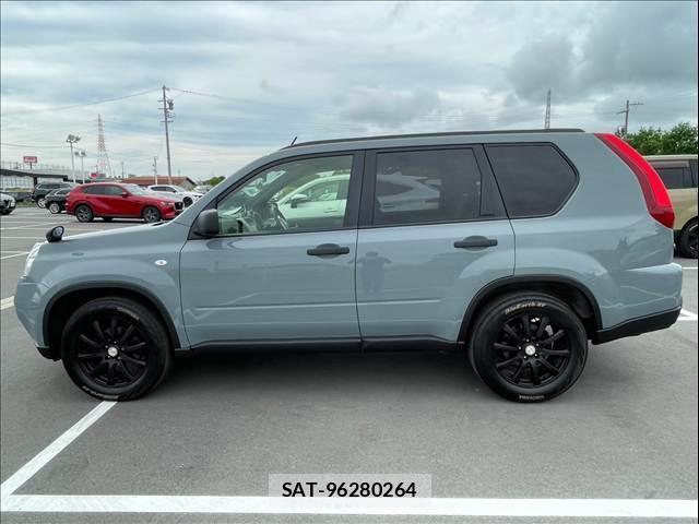 Nissan X-TRAIL 2014-06 8867400-16