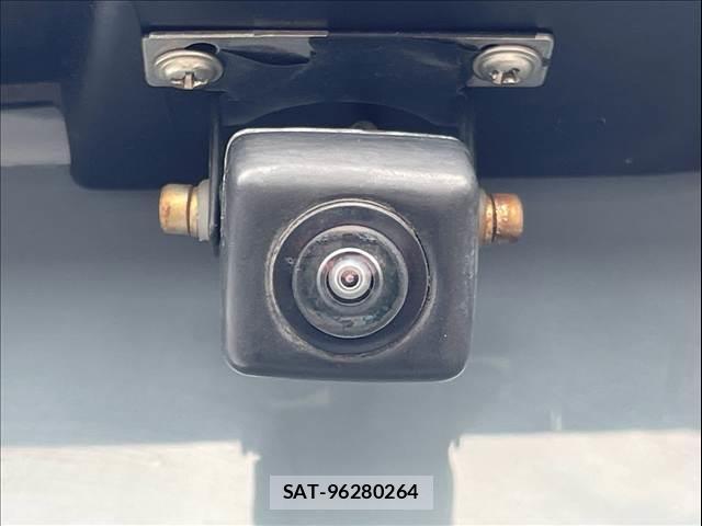 Nissan X-TRAIL 2014-06 8867400-3
