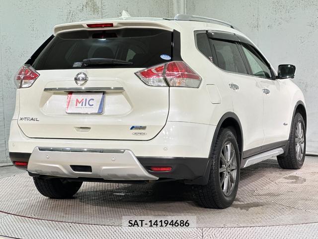Nissan X-TRAIL 2016-02 8867420-14