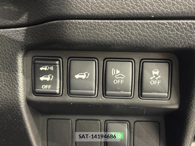 Nissan X-TRAIL 2016-02 8867420-4